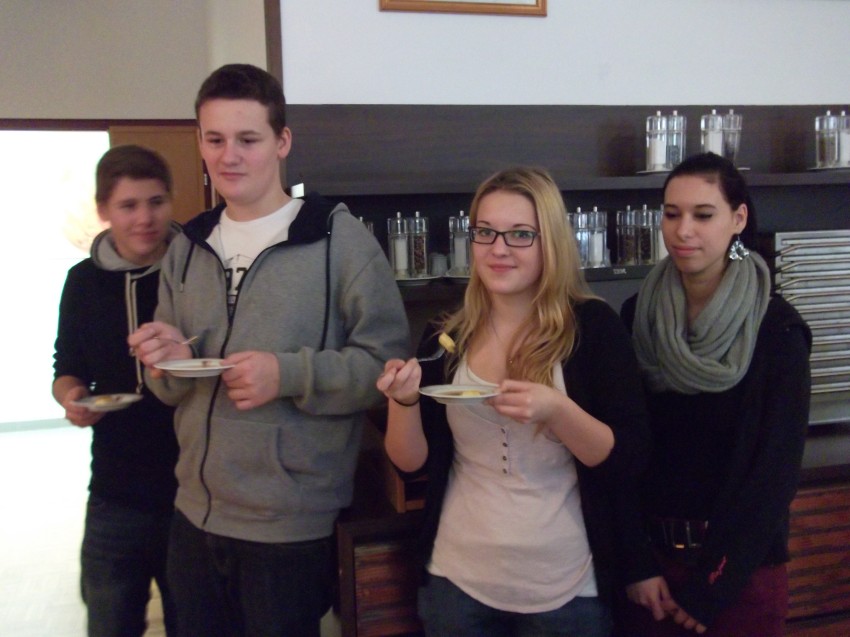 DSCF2074.jpg